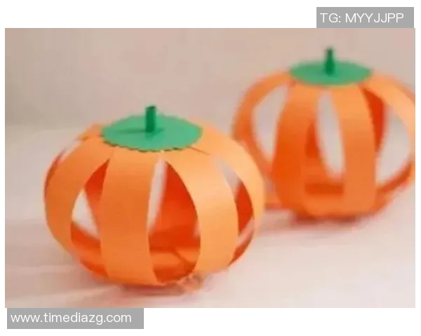 创意手工足球明星卡纸制作教程轻松打造你的专属球星收藏品