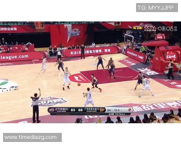 锦众篮球明星背后的传奇故事与他们的篮球之路探秘 锦众篮球明星背后的传奇故事与他们的篮球之路探秘